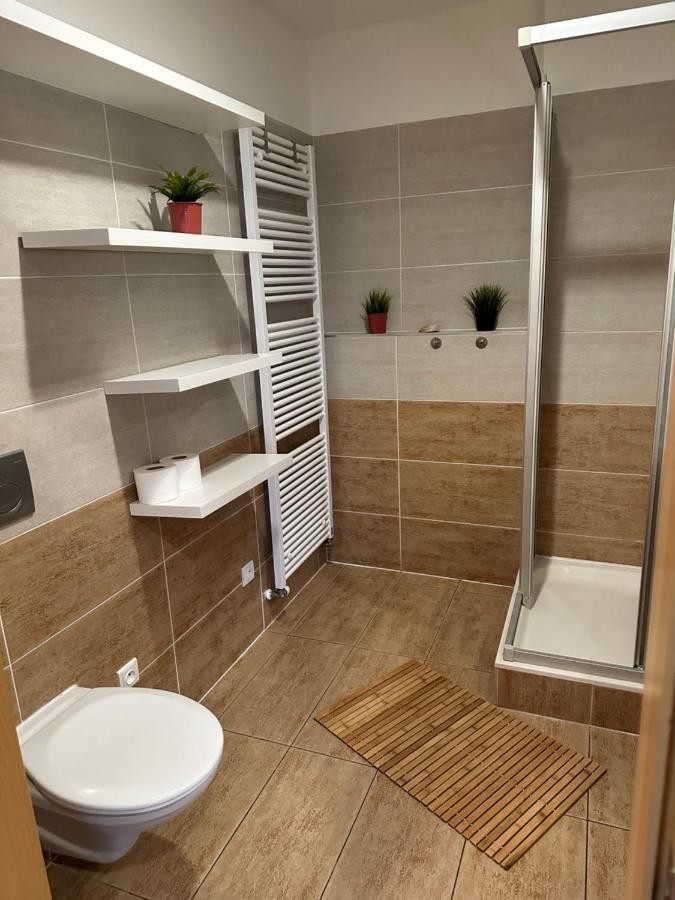 Apartments Spacilova Nearly Center Komarov Exterior photo